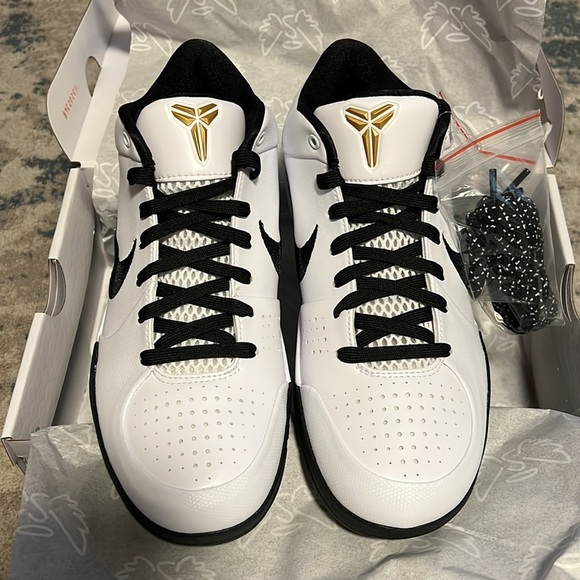 KOBE 4 Protro Mambacita size 9W - Picture 3 of 10